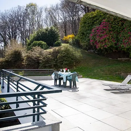 Apartmán Panorama 2 - Apt. With Terrace And Amazing View Massino Visconti